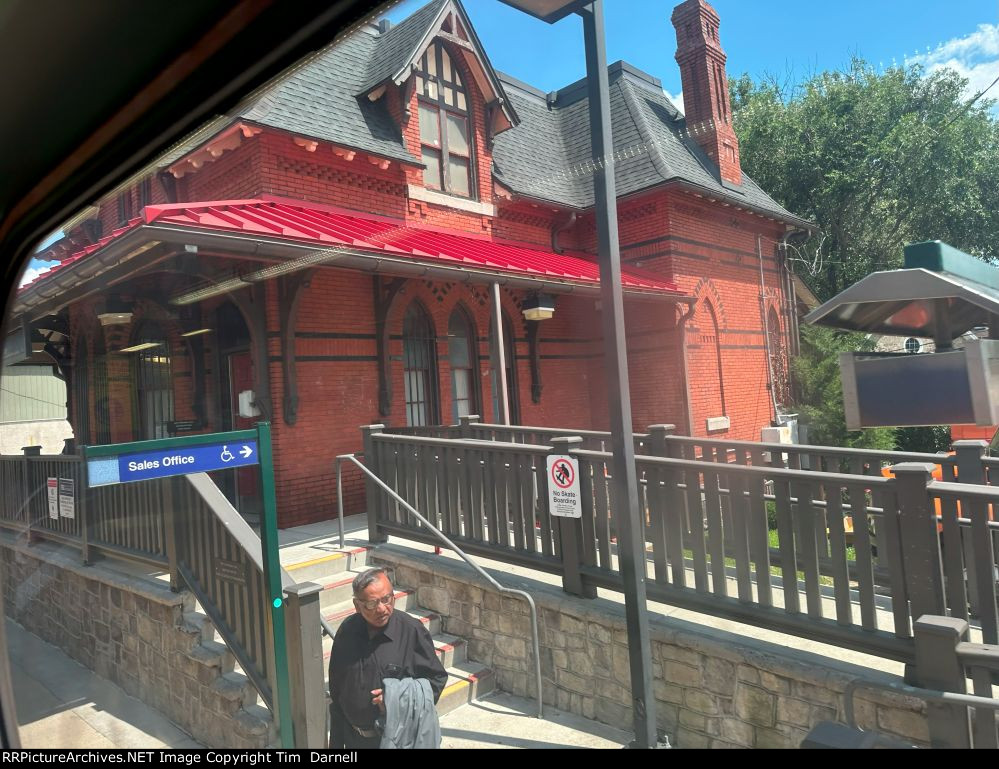 Morton station